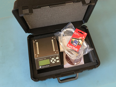 UNIVERSAL Programmer with carry case
